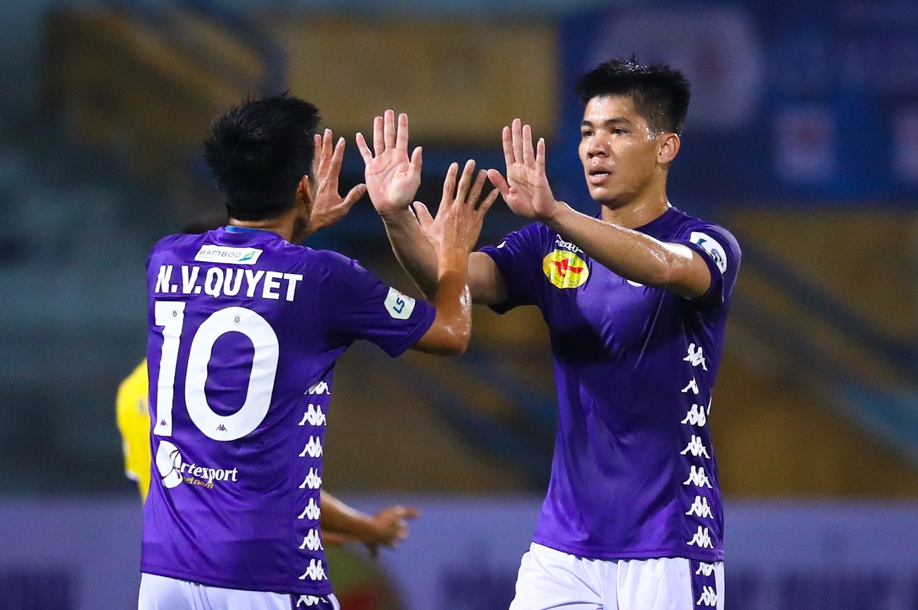 Doi hinh chan thuong CLB Ha Noi anh 10