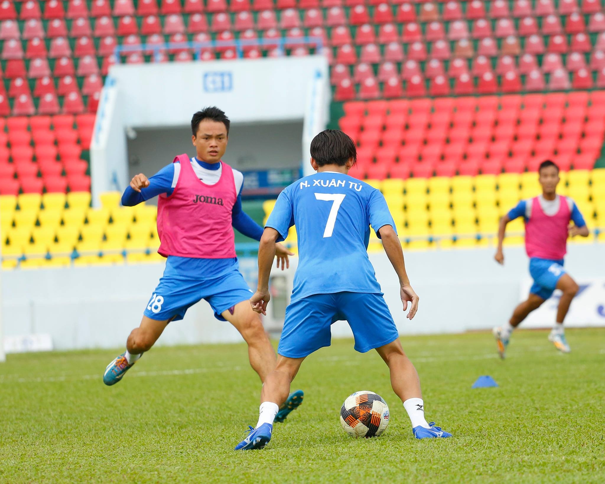 Tan binh tuyen Viet Nam tung giai nghe roi quay lai sau 3 nam anh 3