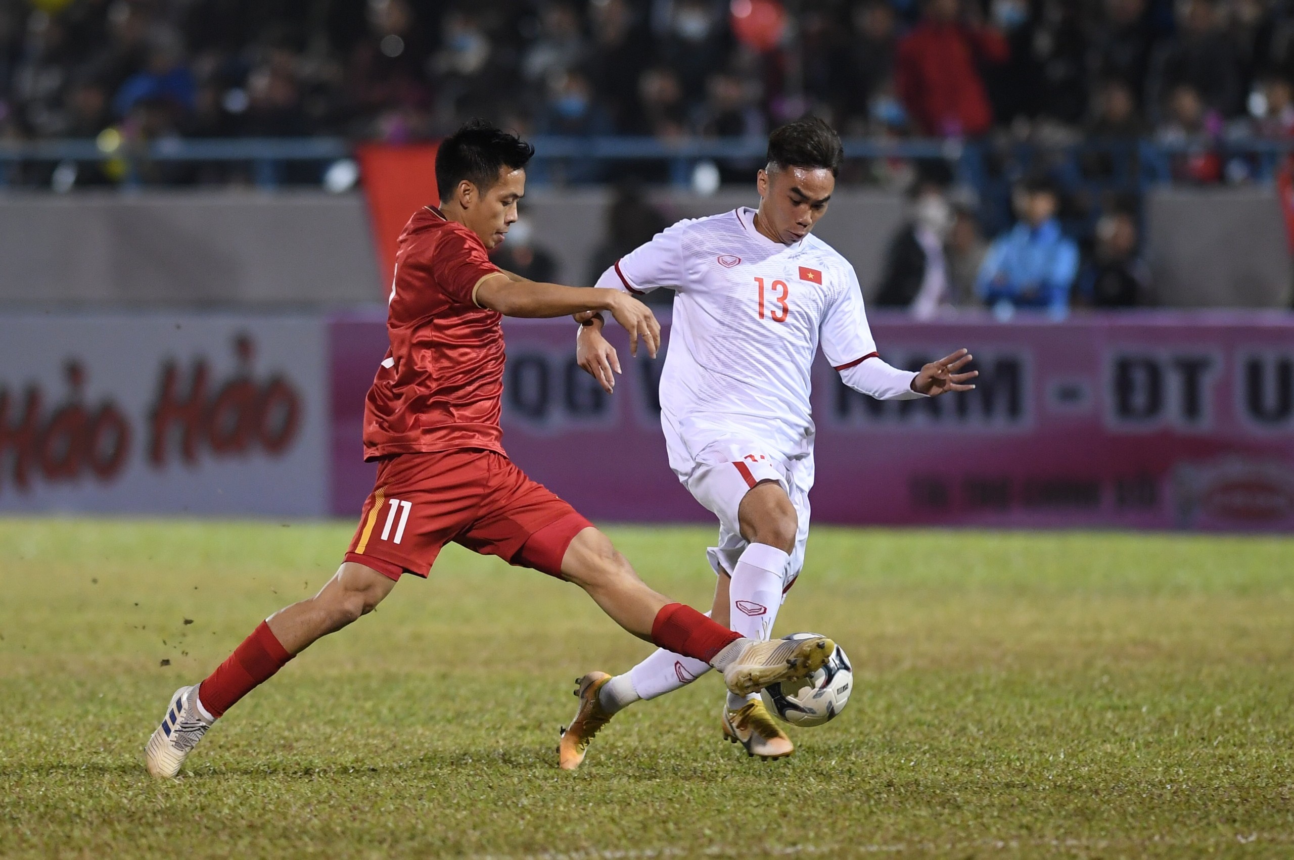 Van Quyet ghi ban trong mau ao doi tuyen Viet Nam sau hon 1000 ngay anh 1