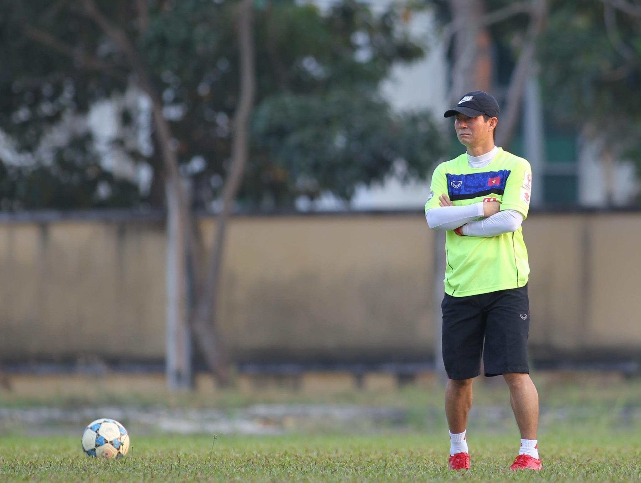 'Tuyen thu U23 Viet Nam bi cam uong nuoc ngot o giai chau A 2018' anh 1