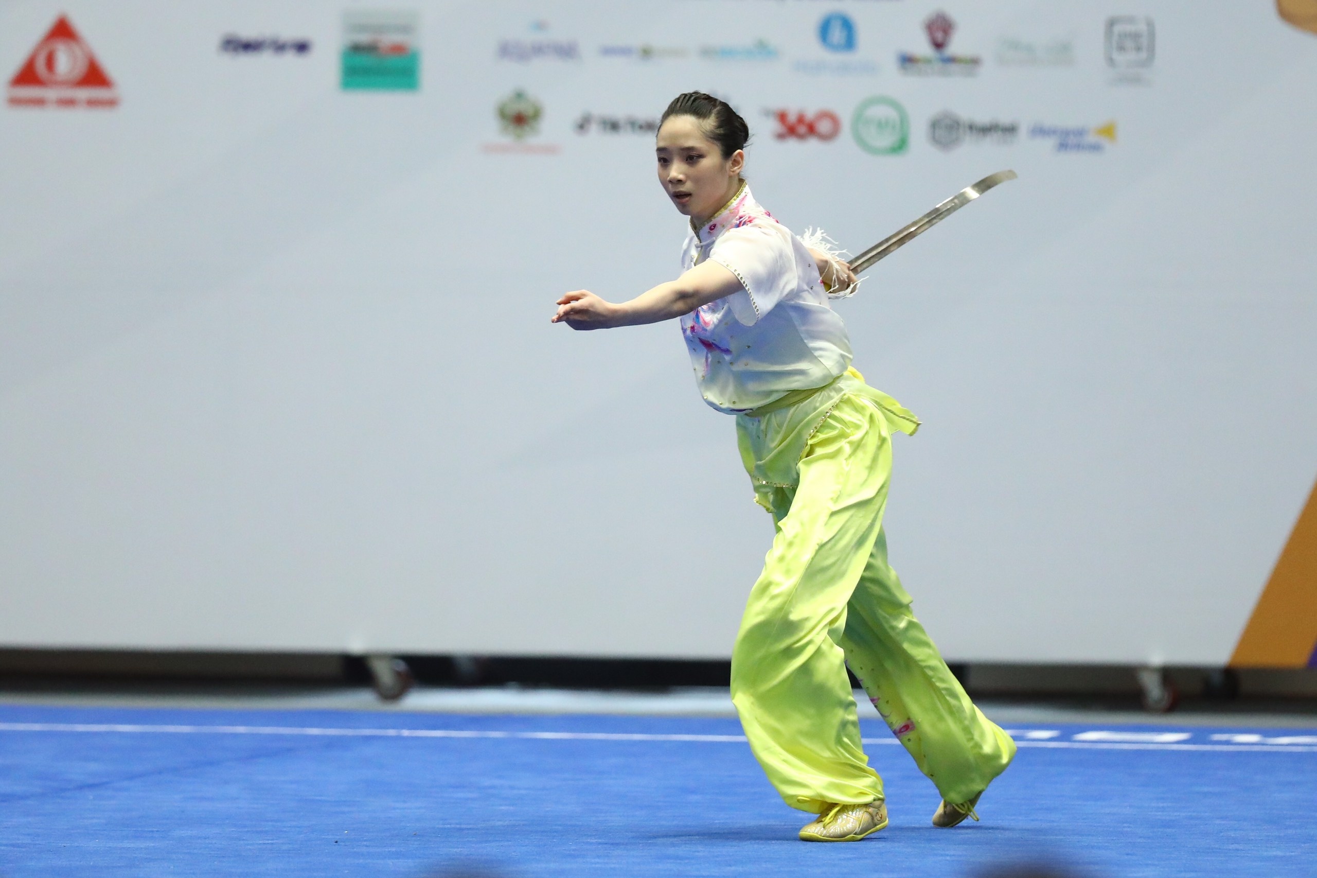 Ong Nguyen Hong Minh: 'Viet Nam co the gianh 7-10 HCV trong ngay 13/5' hinh anh