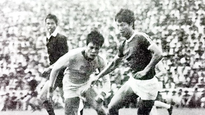 HLV Le Thuy Hai va ban thang lich su cua bong da Viet Nam anh 1