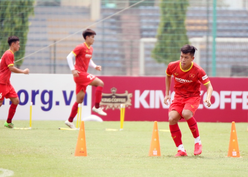 Huu Thang bi gach ten vi khong dam bao the luc anh 1