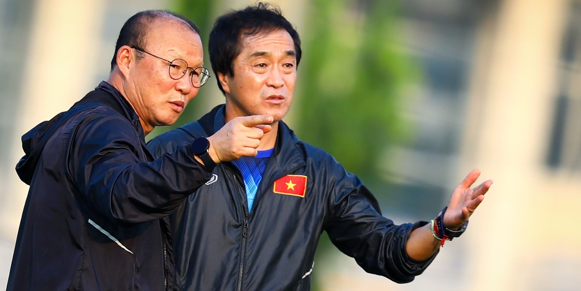 Van Lam - Bai toan kho giai cua thay Park anh 1