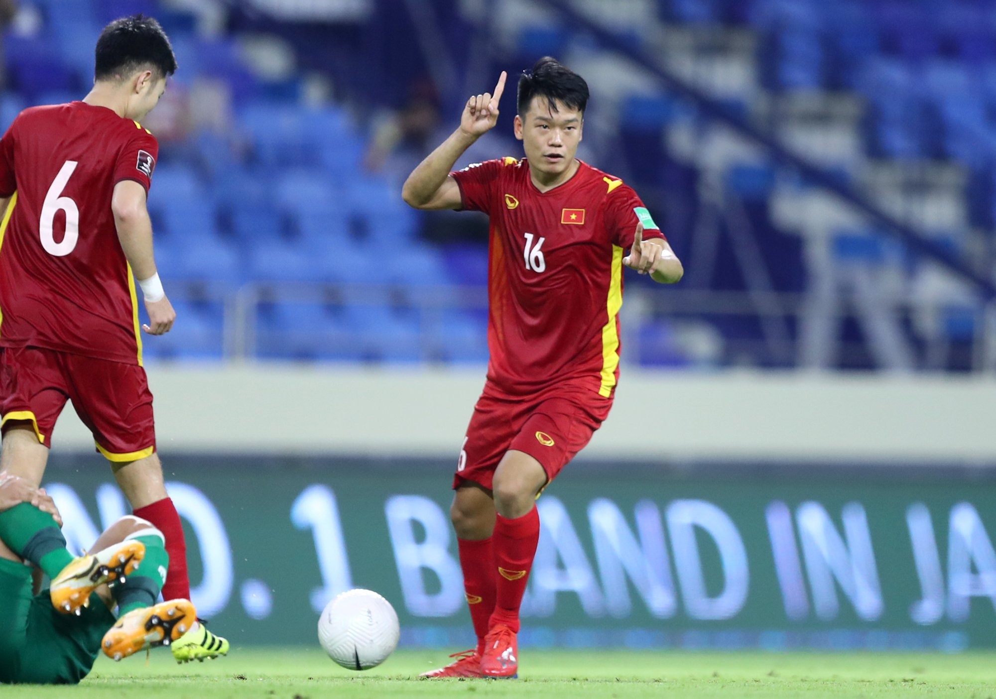 Chuyen gia Phan Anh Tu: 'Tuyen Viet Nam co nhieu phuong an tan cong' anh 1