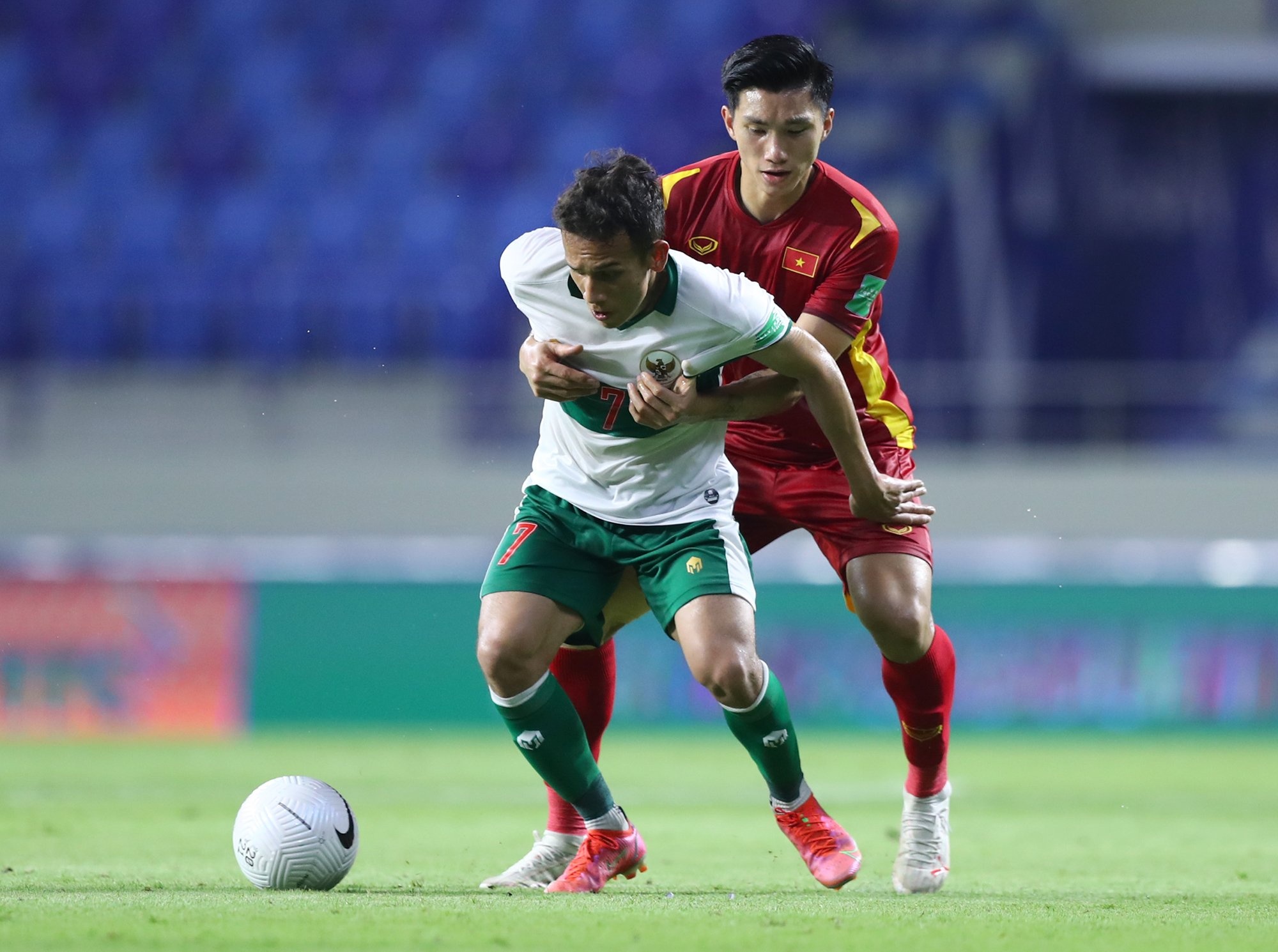 Quang Hai duoc cham diem cao nhat doi tuyen Viet Nam tran gap Indonesia anh 7