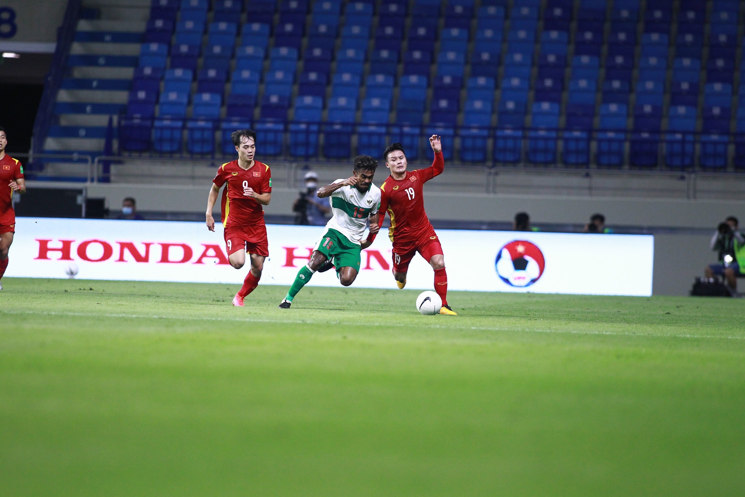 'Mat Quang Hai khong phai la dieu dang lo' anh 1