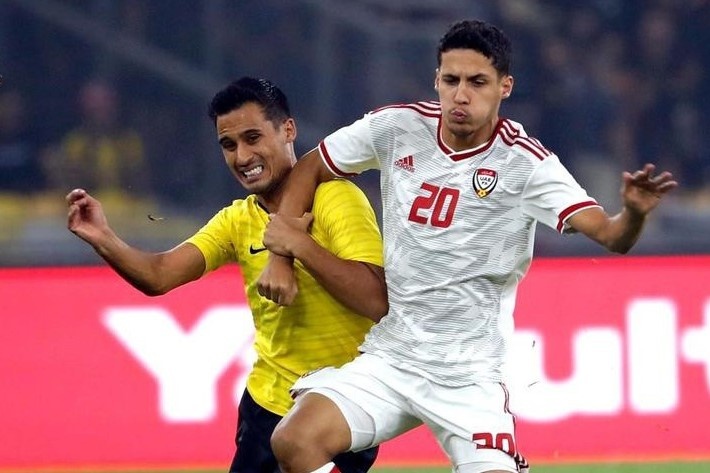 Cau thu Malaysia bi gieu cot tren mang xa hoi hinh anh