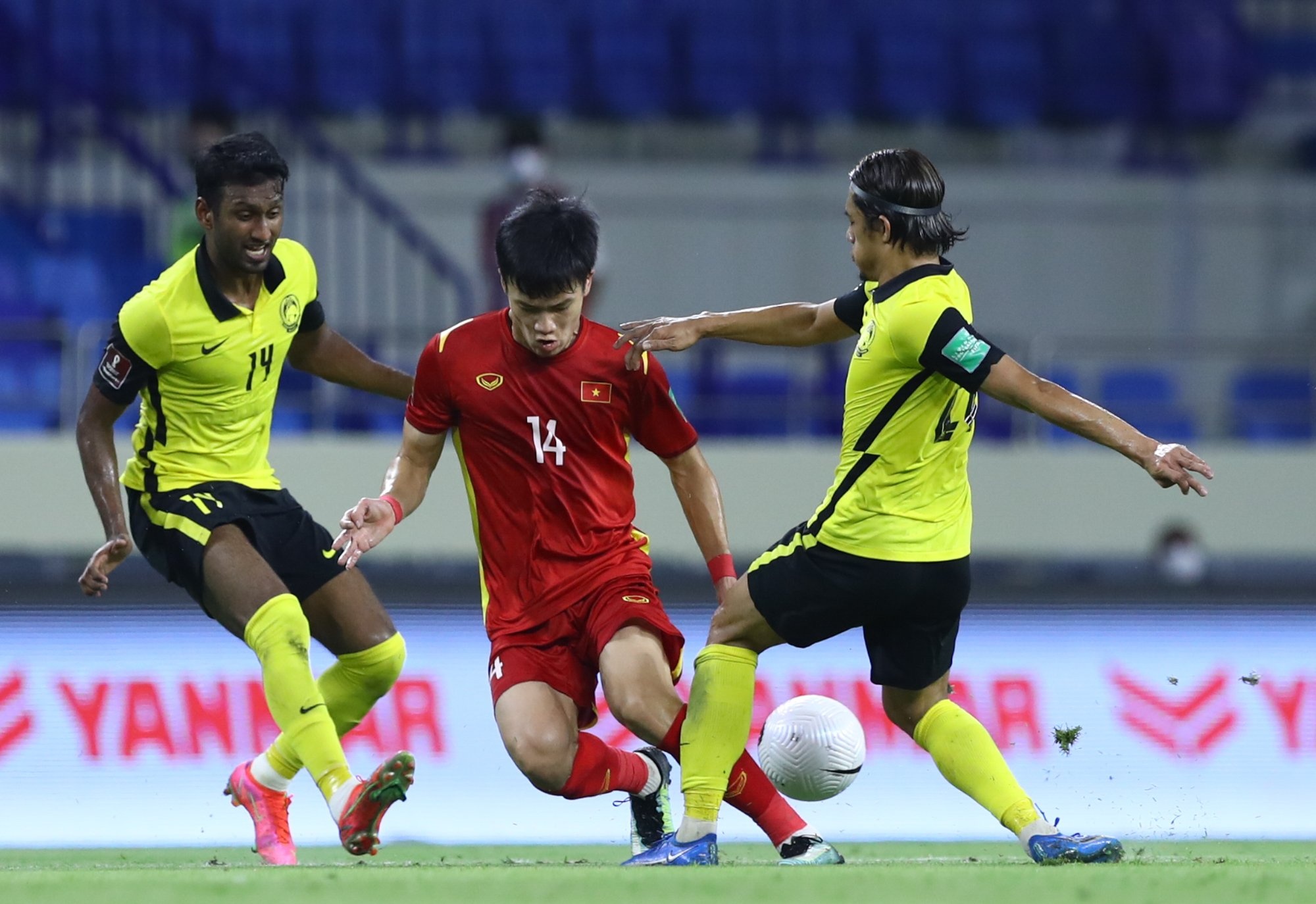 'Se la sai lam neu choi chiu tran truoc UAE' anh 1