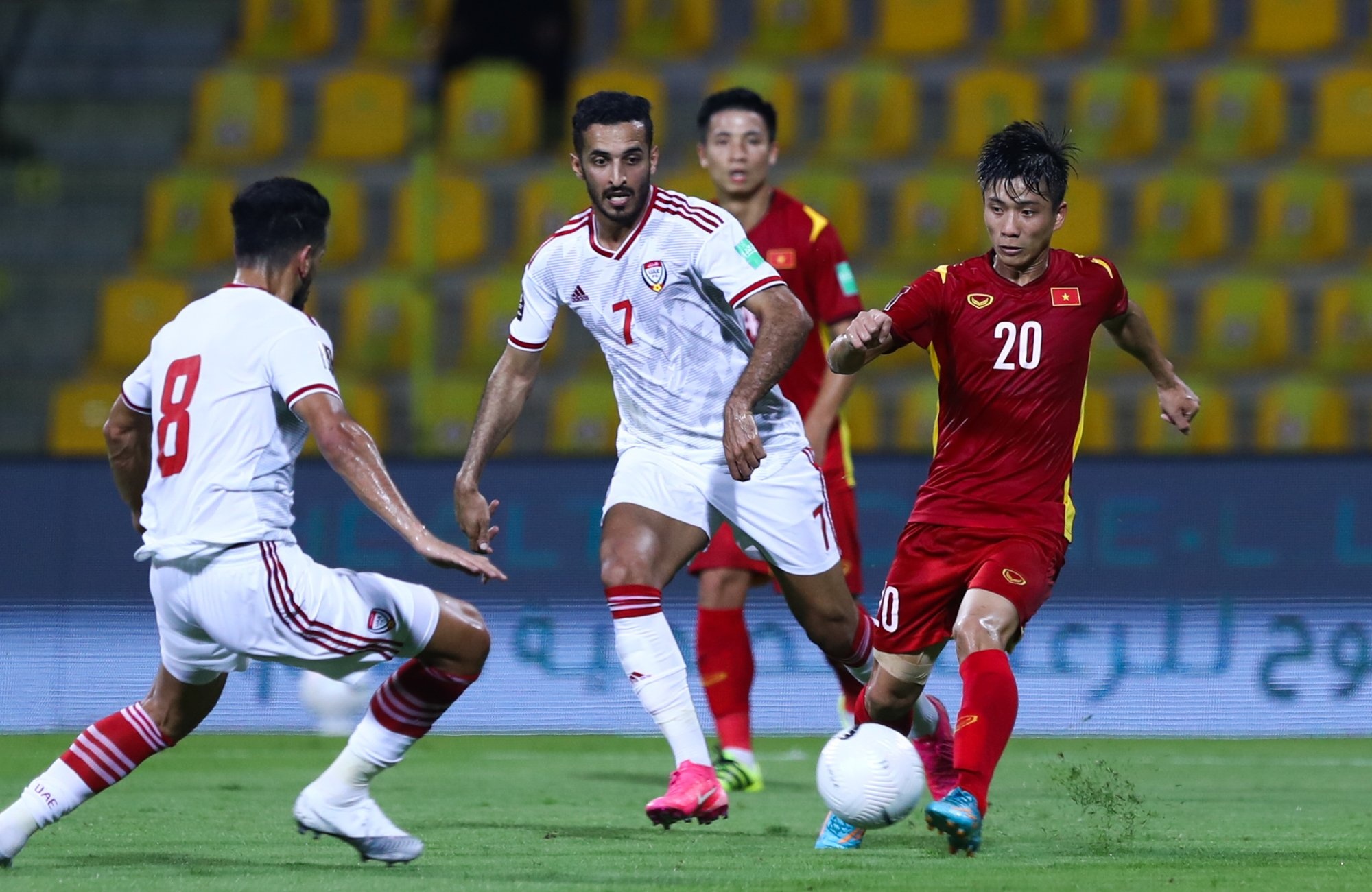 Nhung van de cua tuyen Viet Nam sau tran thua UAE anh 2