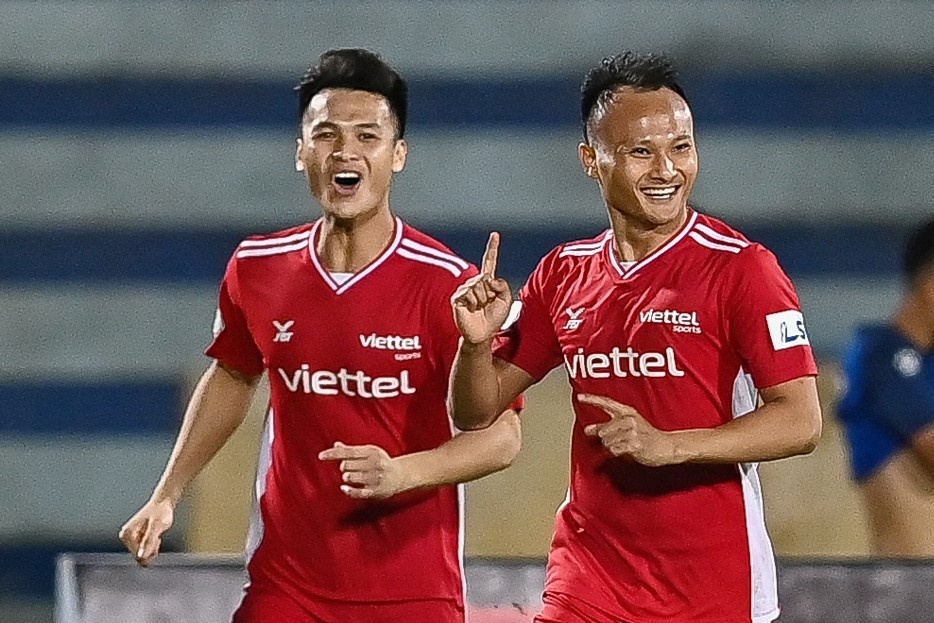 CLB Viettel dung 5 tuyen thu dau Kaya FC hinh anh