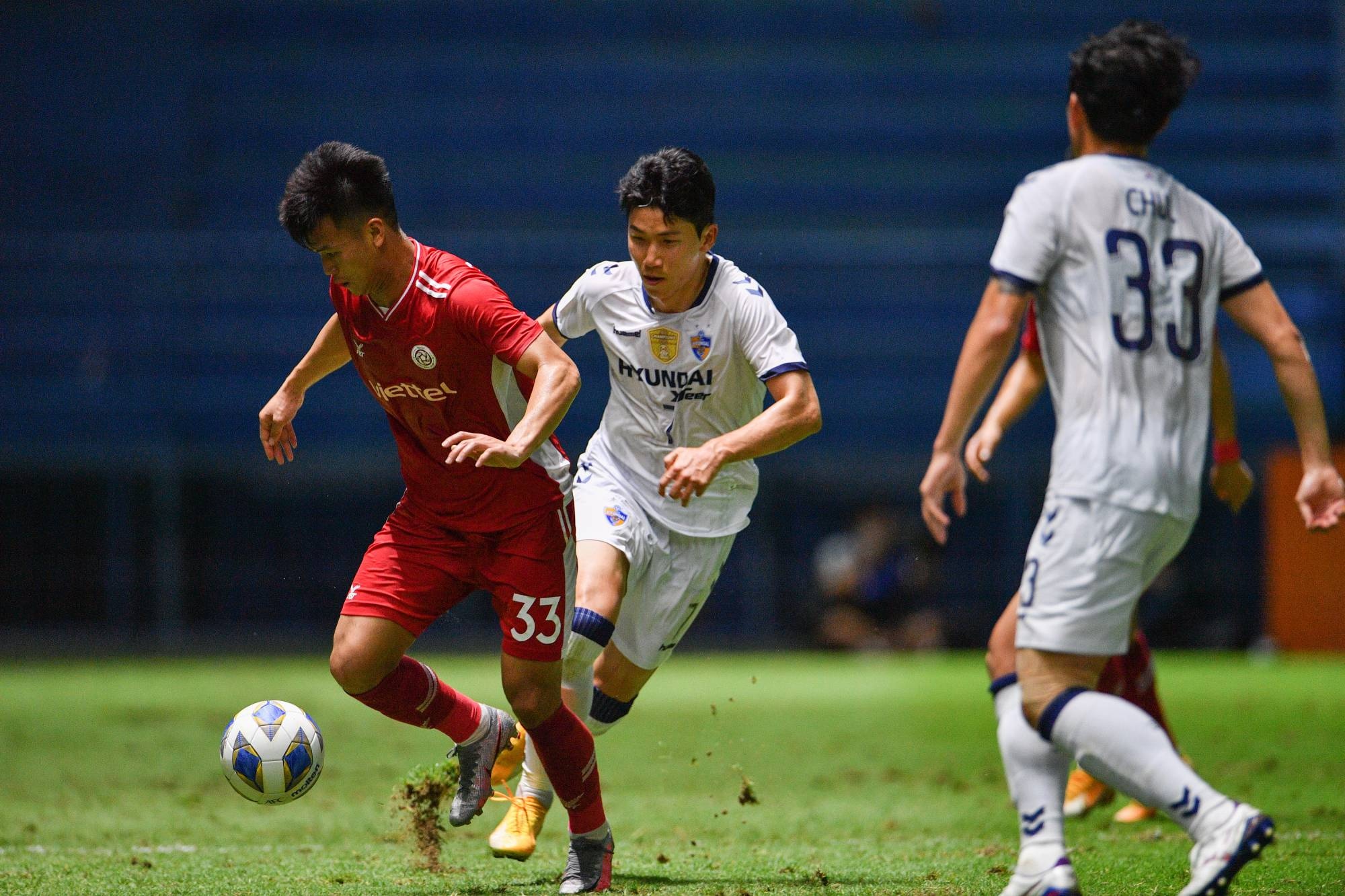 Viettel muon danh quan cho V.League anh 1