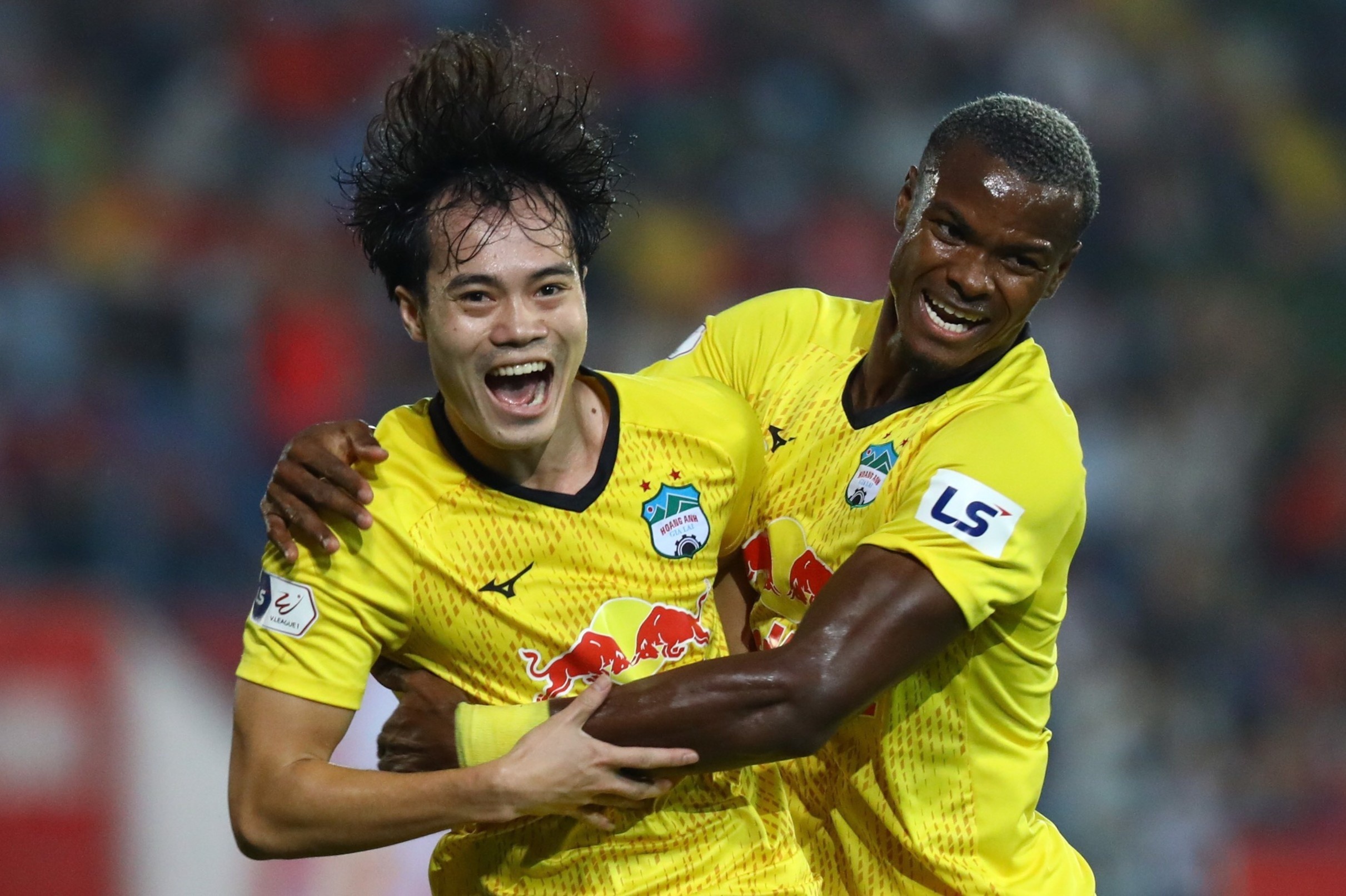 VPF chot phuong an V.League tiep tuc tu thang 2/2022 hinh anh