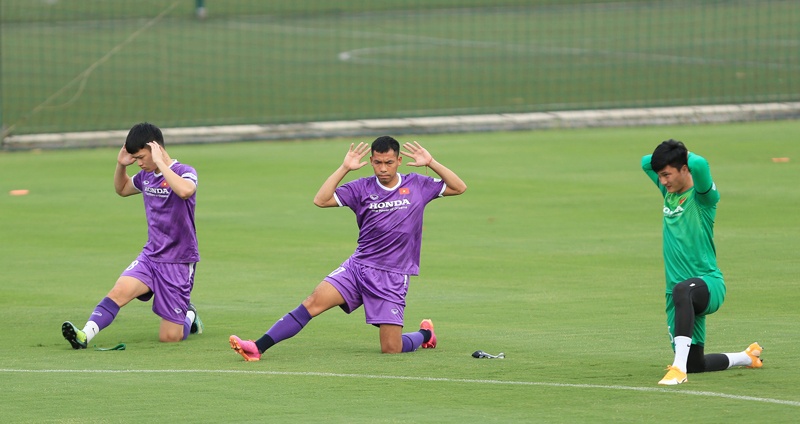 Vi sao HLV Park loai Viet Anh va giu lai Van Thiet? anh 1