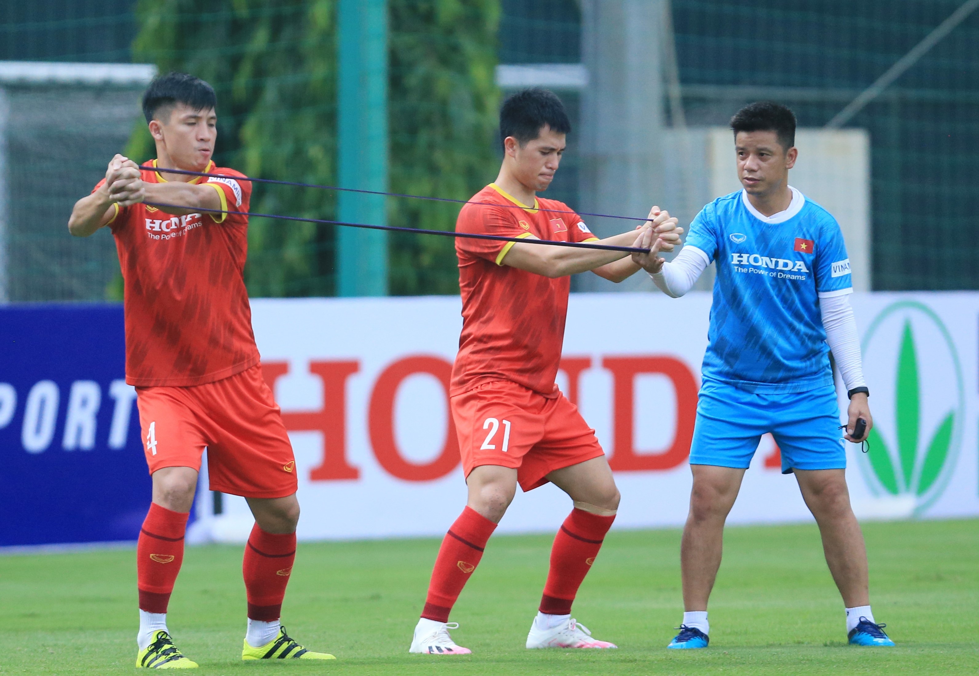 Dinh Trong: 'Toi da binh phuc hoan toan tu lau roi' anh 1