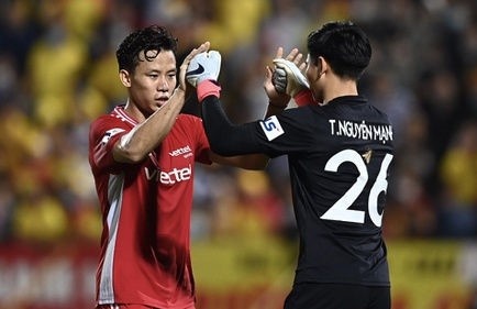 CLB Viettel: 'Lam sao de tinh toan hop ly cho tat ca' hinh anh