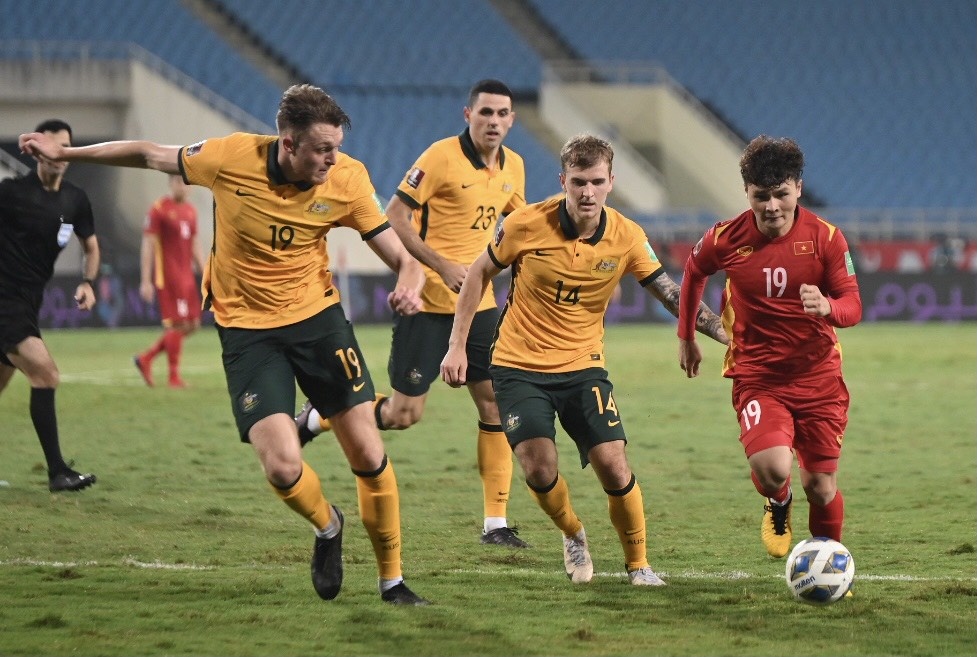 Phan Thanh Binh: 'Khong the tiec vi trong tai tu choi penalty' anh 1