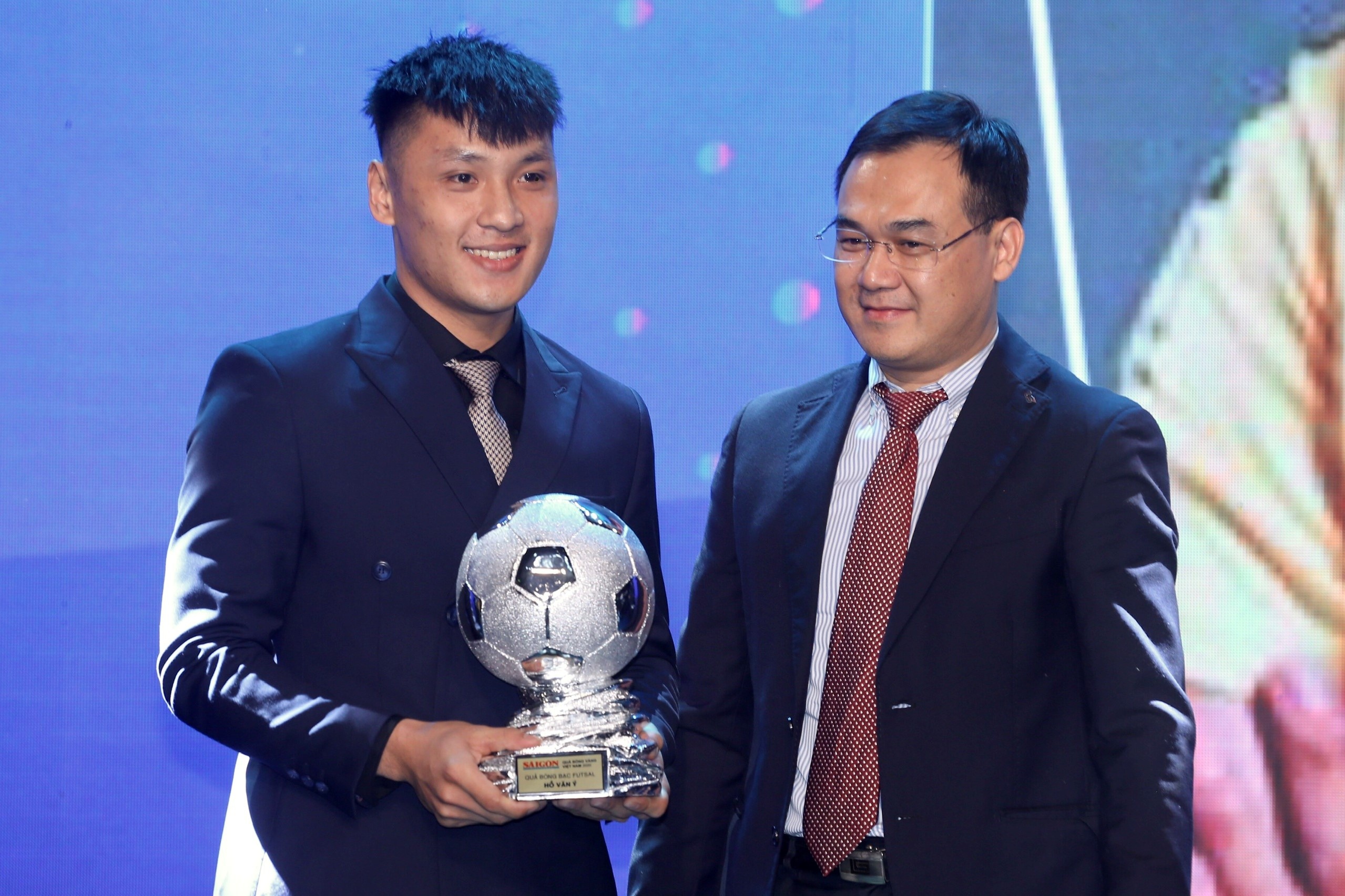 Thu mon tuyen futsal Viet Nam thanh cong nho bong chuyen anh 1