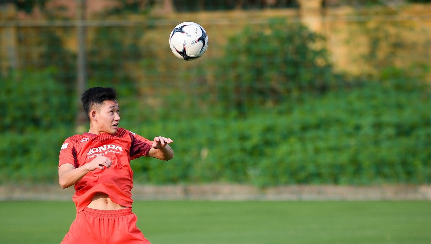 Hai Long - thu linh tuyen Viet Nam tuong lai anh 1