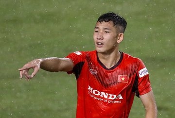 Tien ve Hai Long: 'Toi tiec vi khong duoc trieu tap' hinh anh