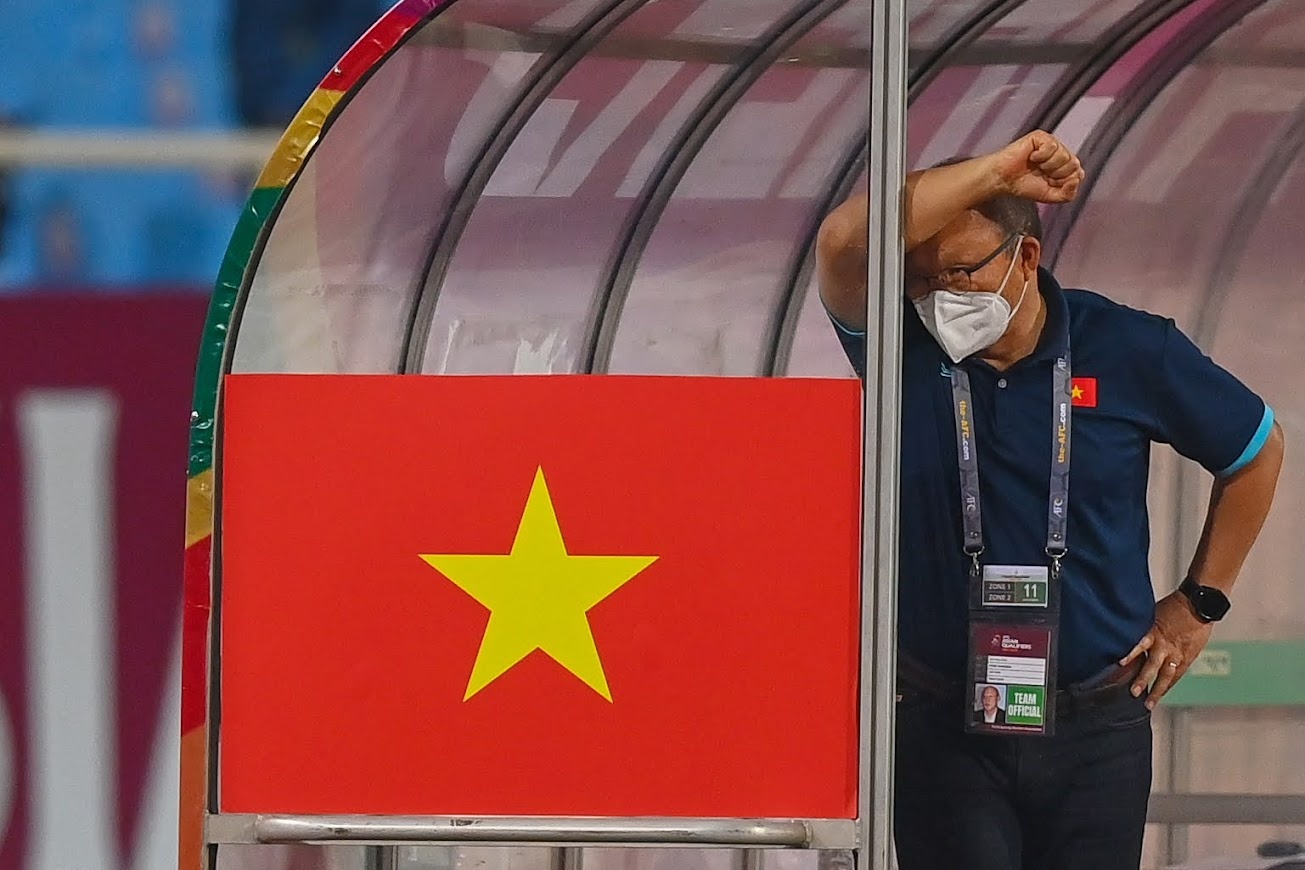 Ong Phan Anh Tu: 'Tuyen Viet Nam bi tam ly tu tran gap Trung Quoc' hinh anh