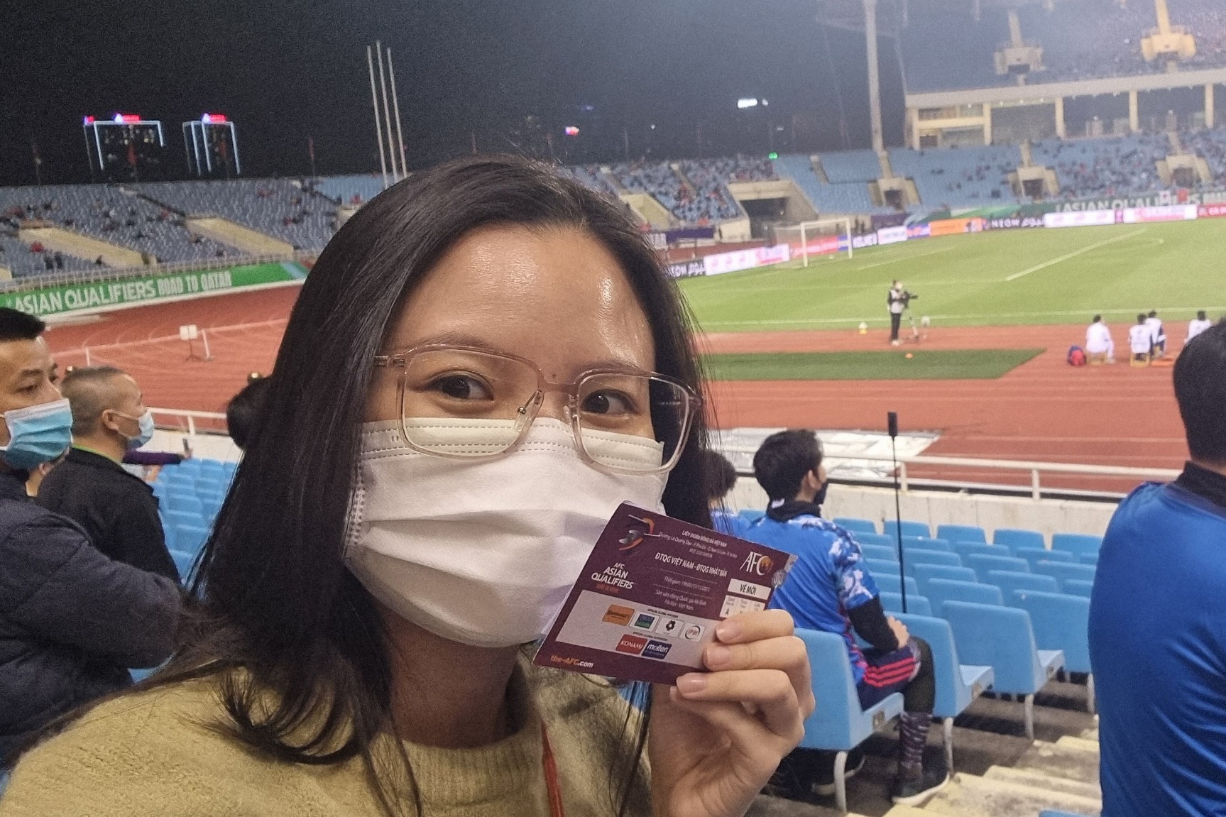 Lan dau den My Dinh,  trong boi canh dich benh anh 2