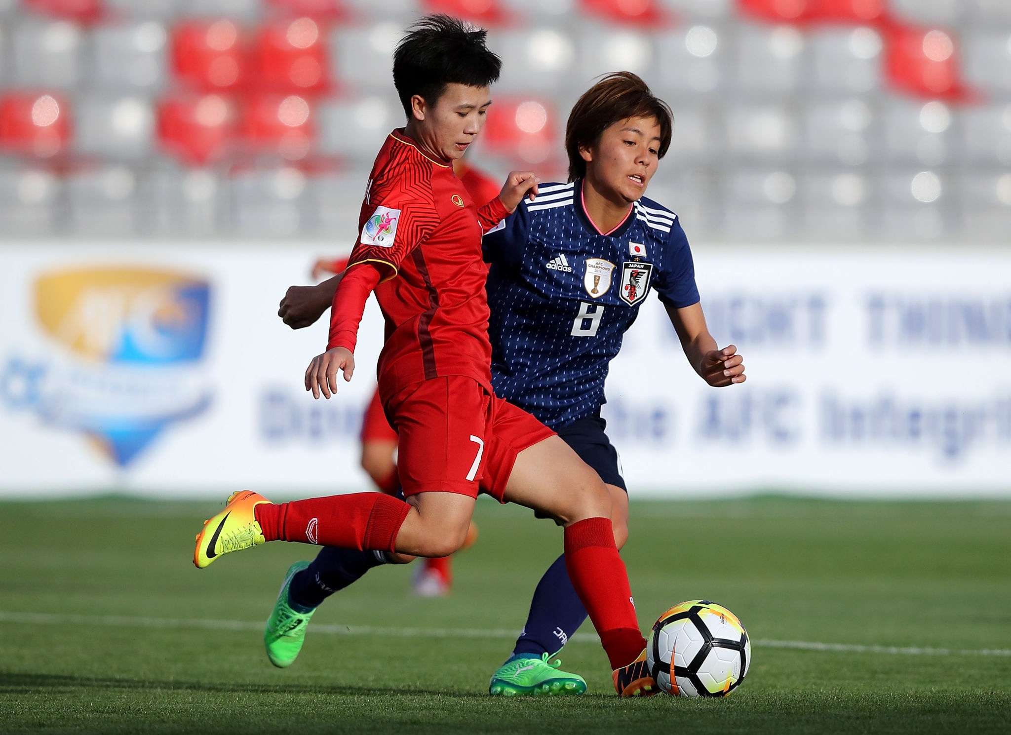 Tuyet Dung - su khac biet o tuyen nu Viet Nam anh 2