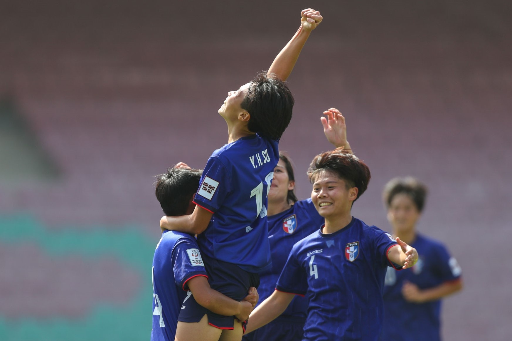 Tuyen nu Thai Lan thua Dai Loan 0-3 hinh anh