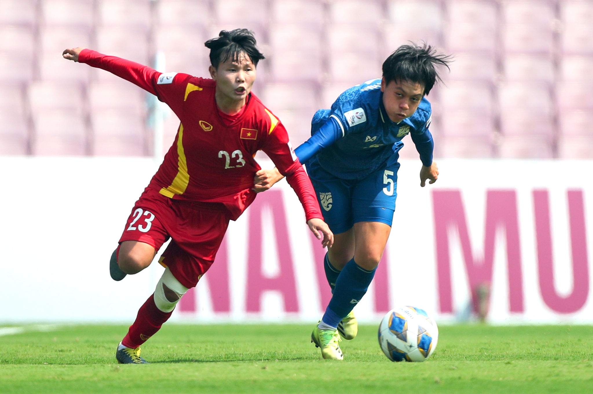 Tuyet Dung: 'Den gio toi van chua het lo' anh 2