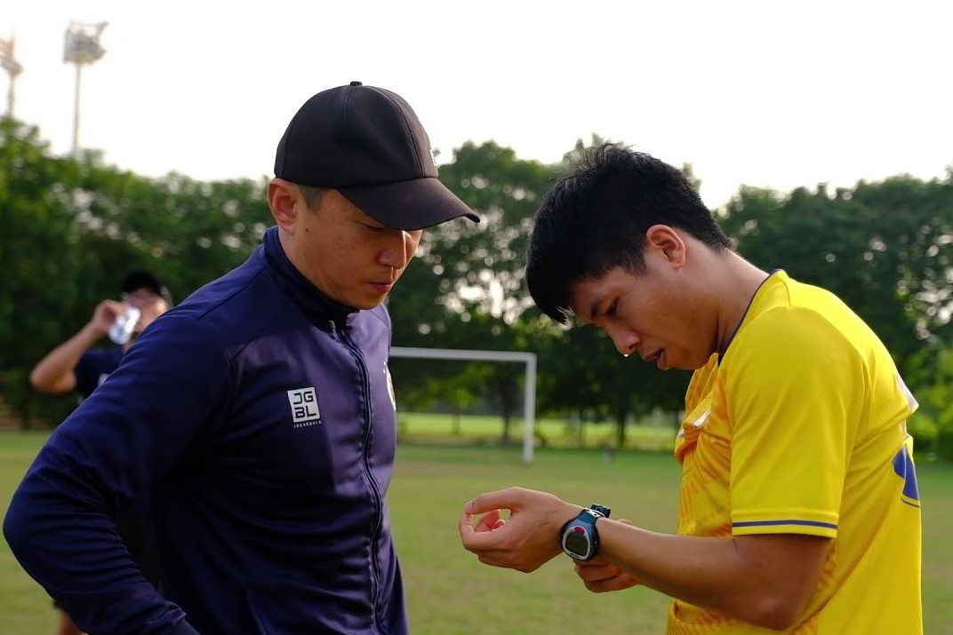 Hau ve tuyen Viet Nam tung danh doi co hoi de cham soc me anh 1