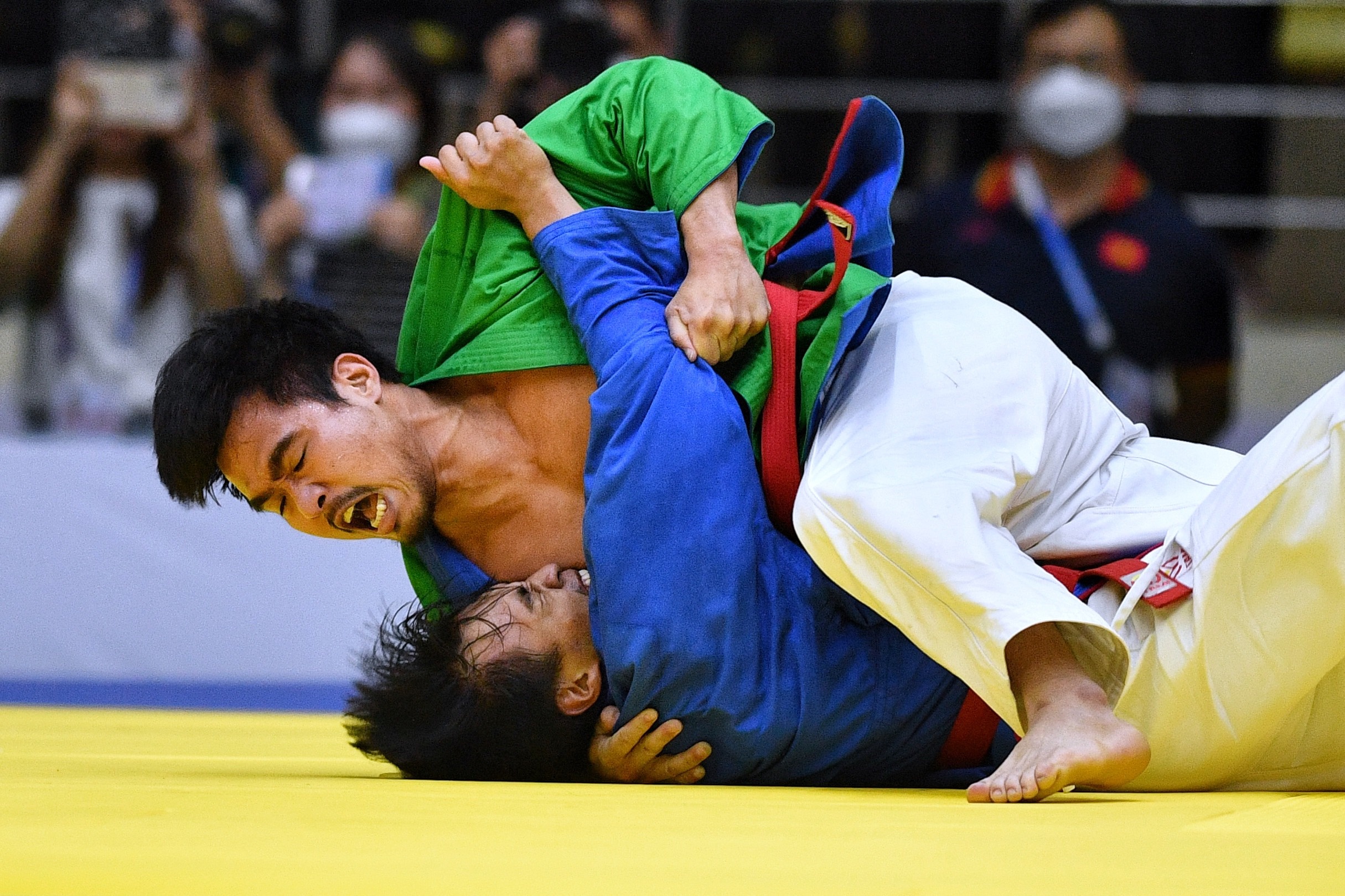 Nha vo dich kurash SEA Games 31 bi loan thi bam sinh anh 1