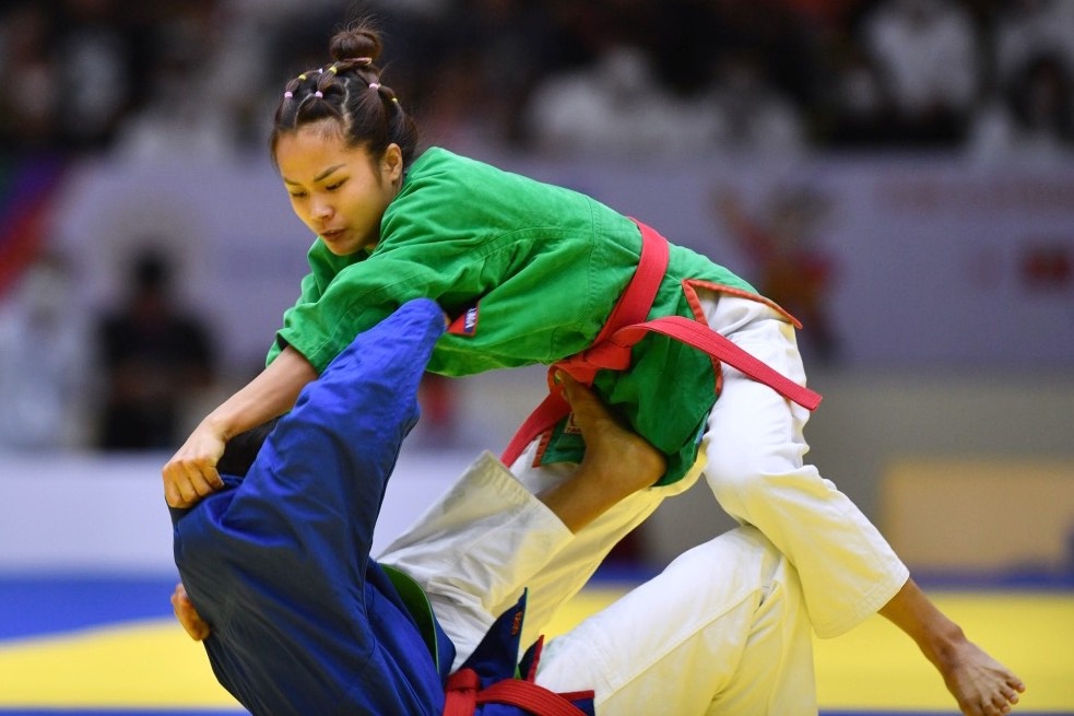 To Thi Trang: 'Bay gio toi chi can ve voi gia dinh' hinh anh