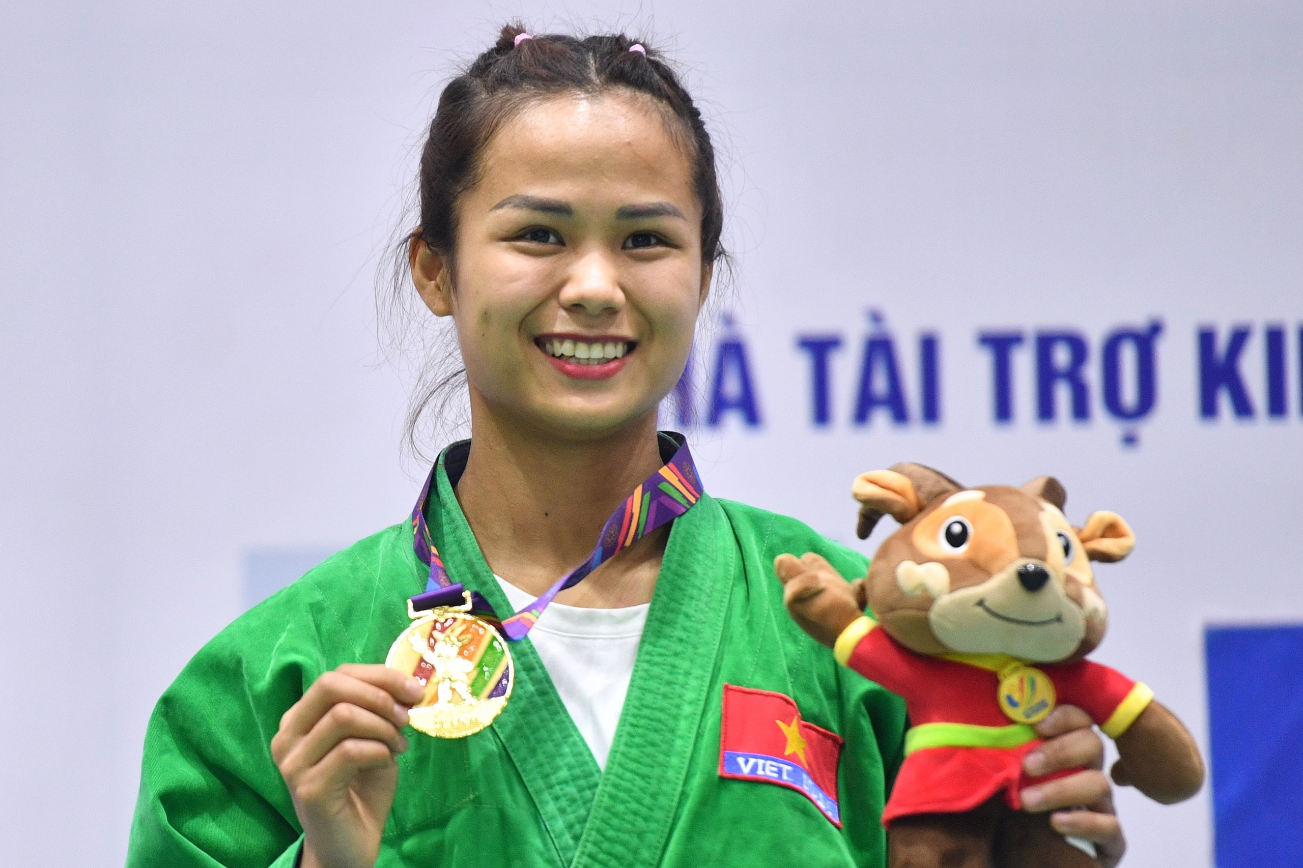 Nha vo dich kurash SEA Games 31 tap Muay cung chong khi bi cach ly hinh anh