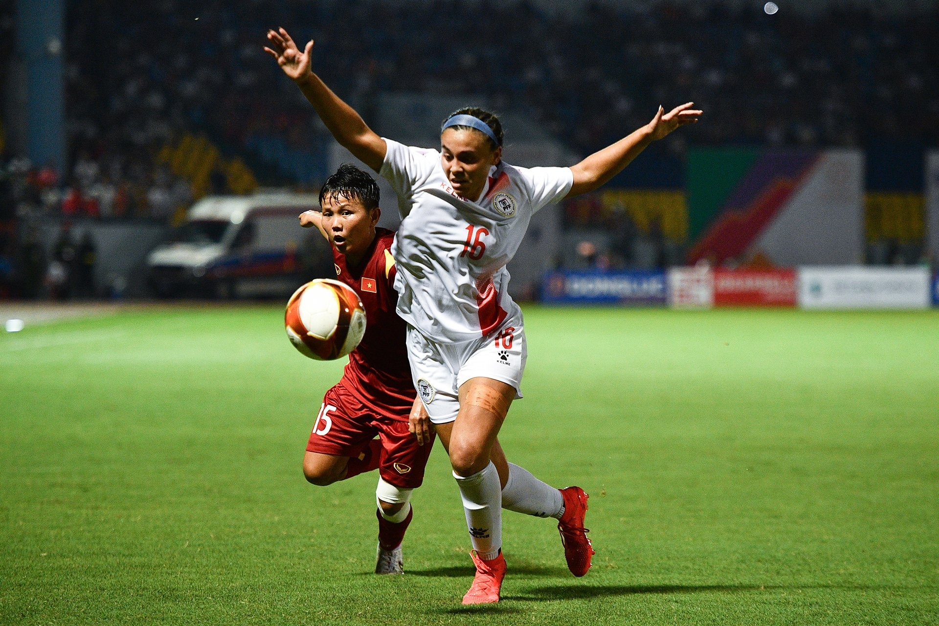 HLV Mai Duc Chung tu hao ve hoc tro anh 2