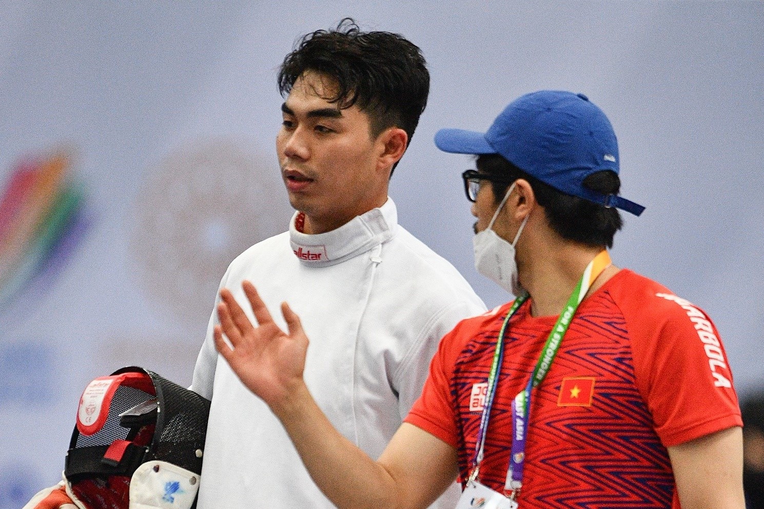 Dau kiem Viet Nam 2 lan nhan trai dang vi the thuc nghiet nga hinh anh