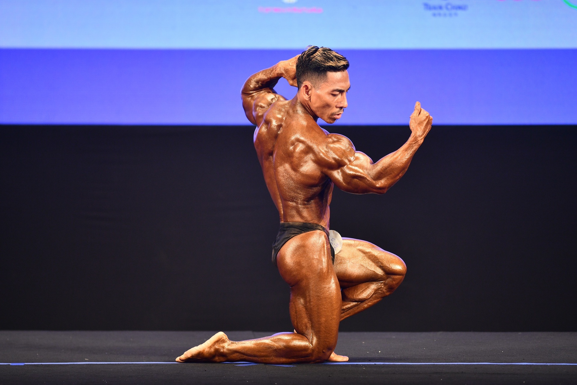 Cach Pham Van Mach duy tri co bap de gianh HCV SEA Games 31 hinh anh