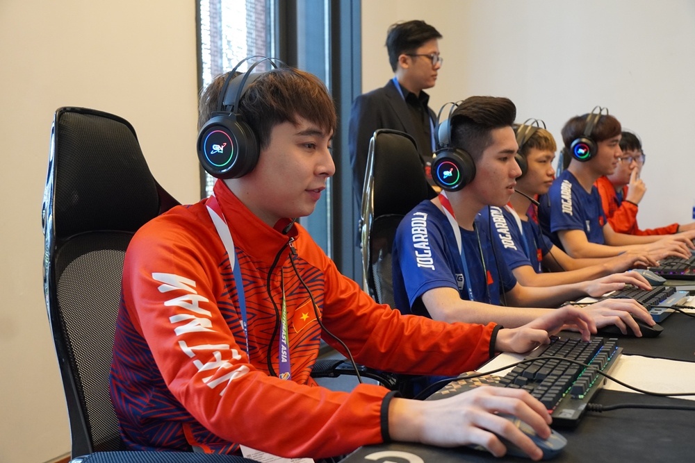 Lich thi dau SEA Games ngay 20/5, Lien minh Huyen thoai khoi tranh hinh anh