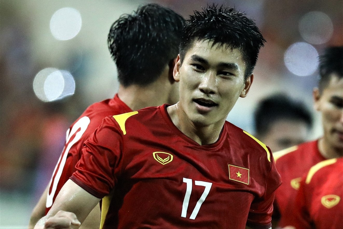 BLV Quang Tung chi cach de U23 Viet Nam dau Han Quoc hinh anh