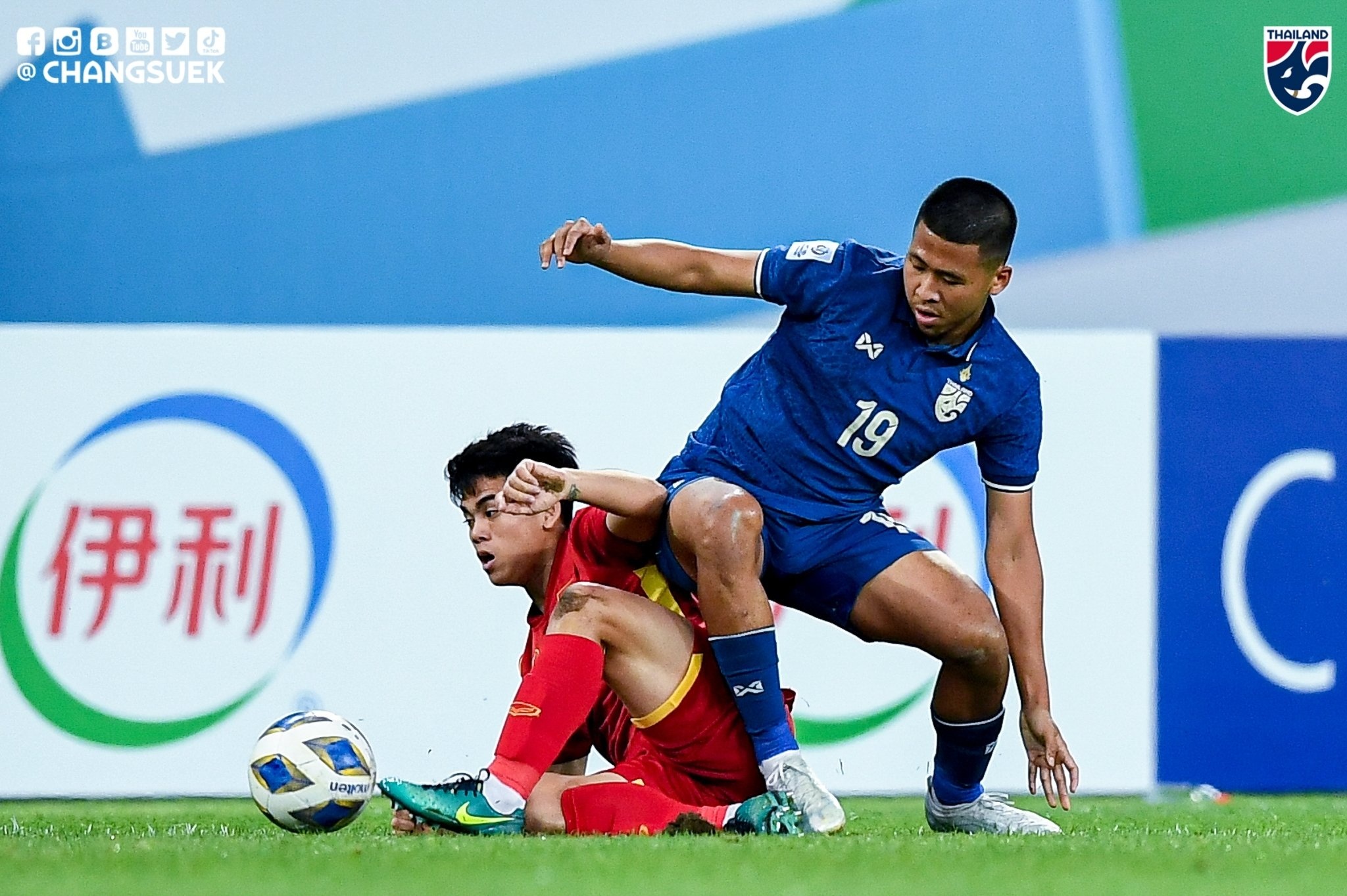 Van Khang hay nhat tran,  phai kiem tra doping anh 1