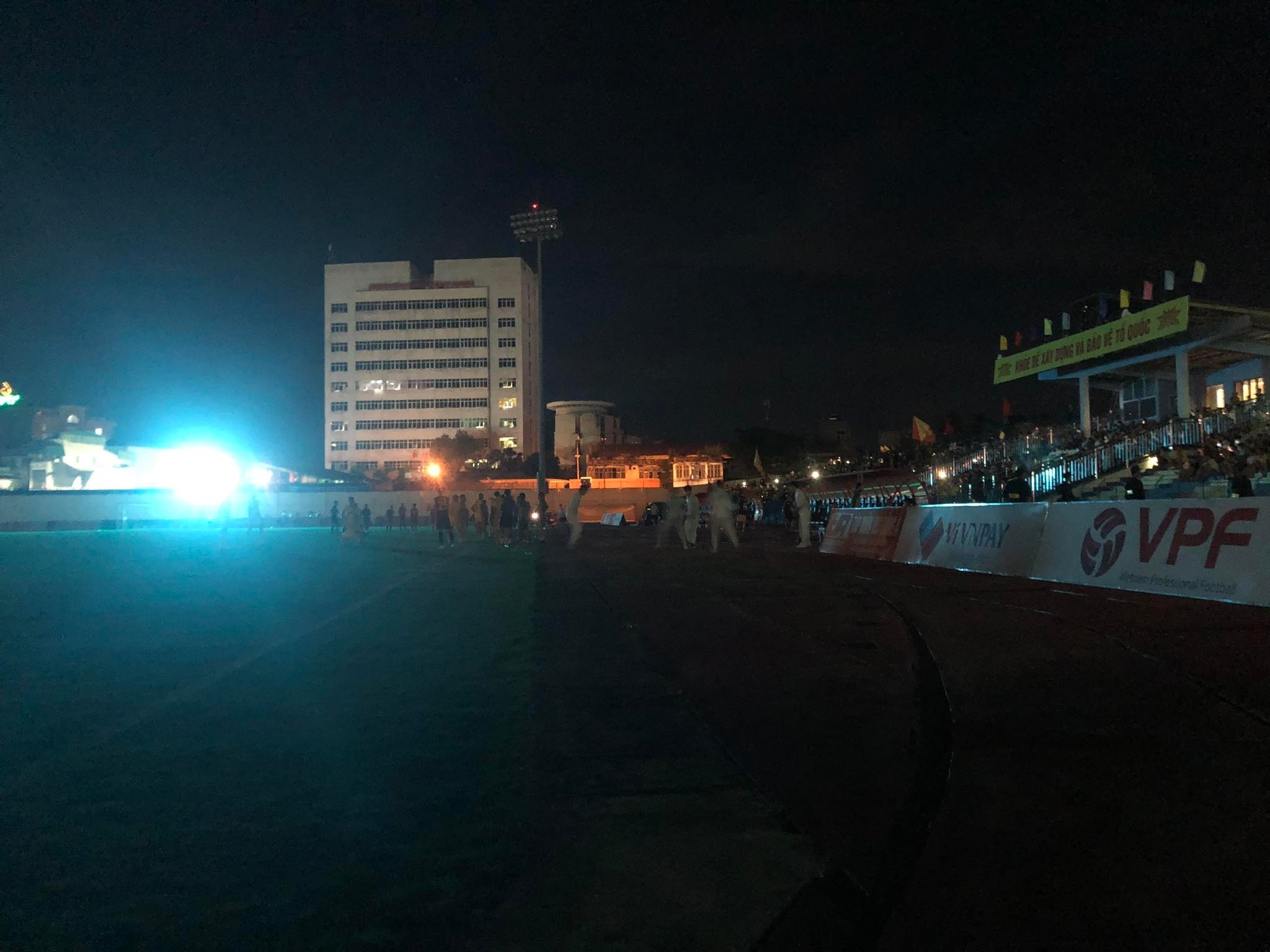 San Thanh Hoa mat dien 27 phut hinh anh