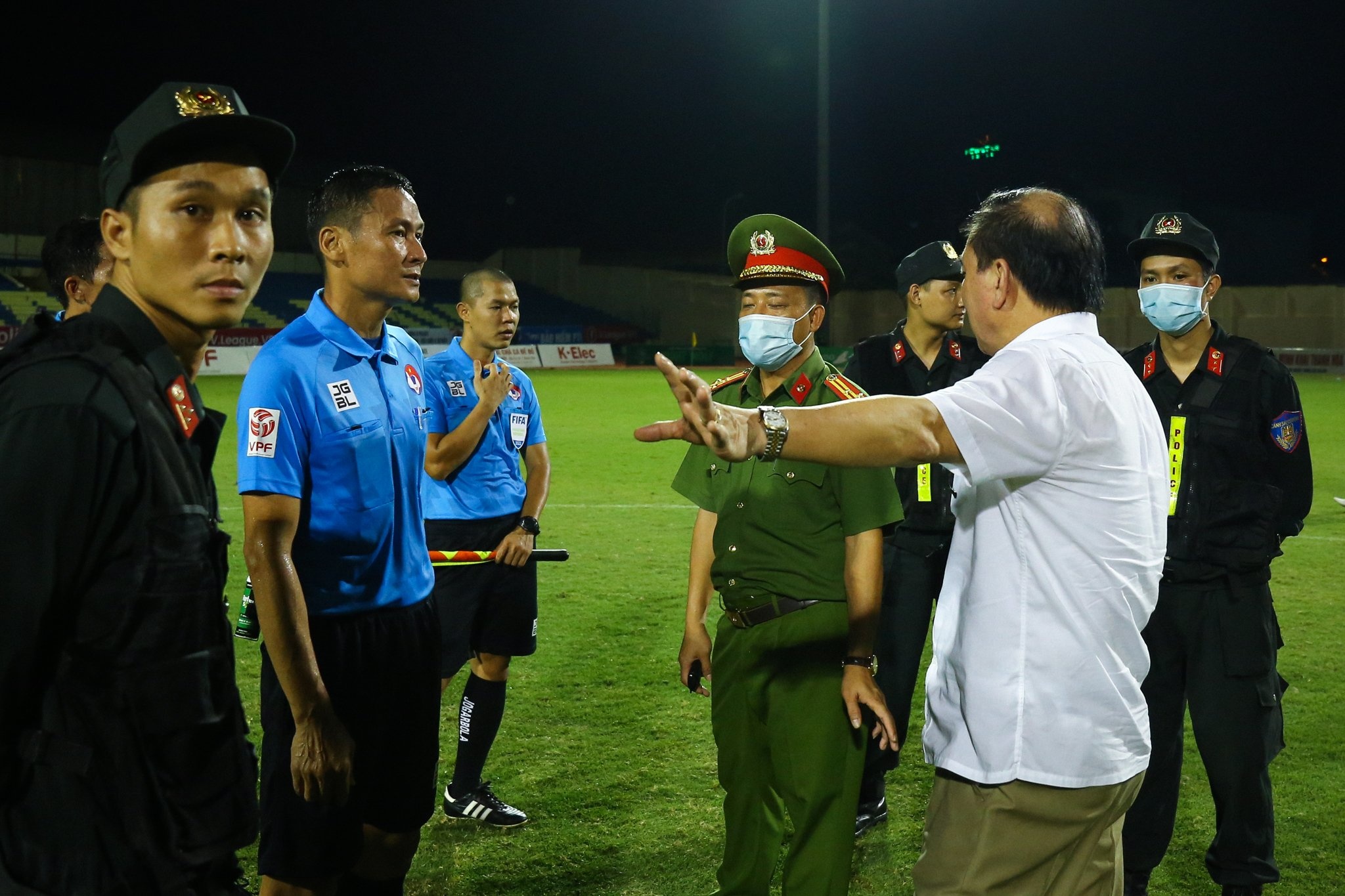 Trong tai duoc canh sat co dong ho tong roi san Thanh Hoa hinh anh