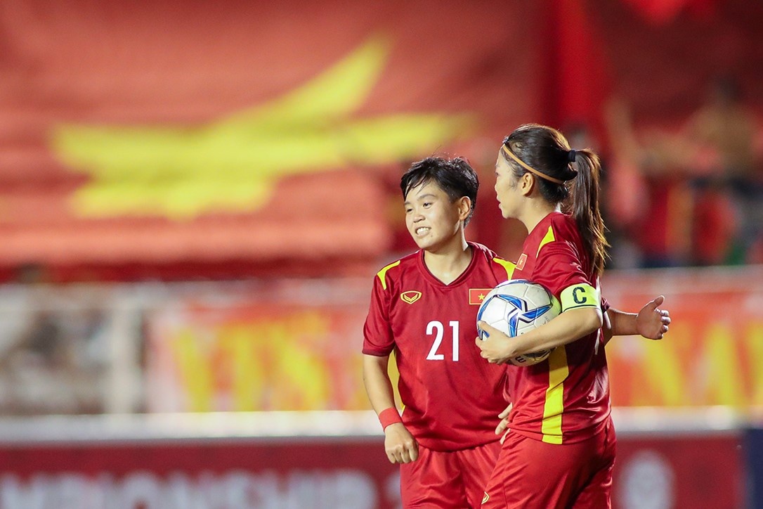 Tuyen nu Viet Nam khien HLV Mai Duc Chung bat ngo hinh anh