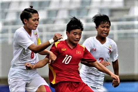 Tien dao U18 nu Viet Nam gianh danh hieu Vua pha luoi giai khu vuc hinh anh