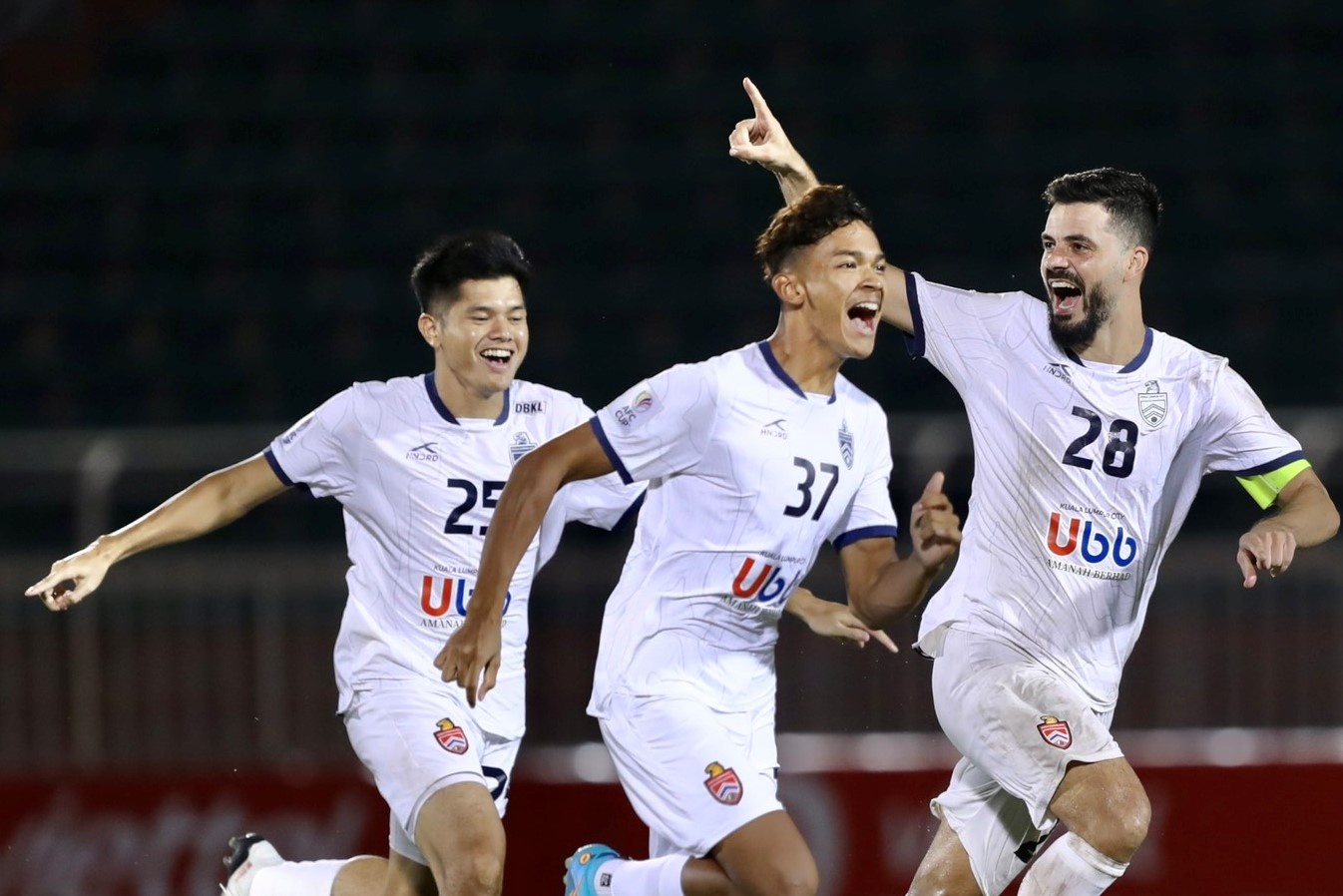 HLV nguoi Croatia: 'Chung toi thang Viettel xung dang' hinh anh