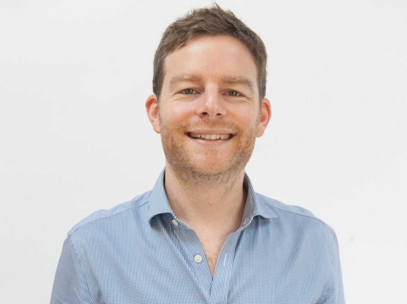 Thay giao kiem mot trieu USD nho day hoc online hinh anh