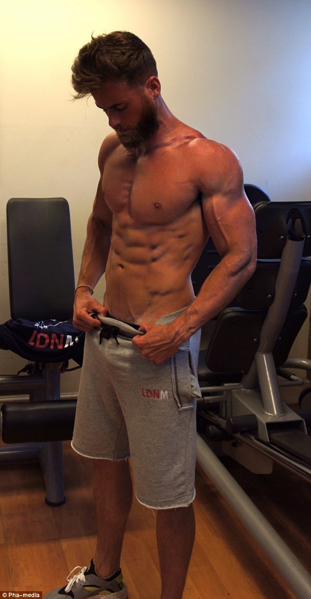 Hai người thường xuyên tập luyện với nhau dù nhiều khi không tránh khỏi những tranh cãi.