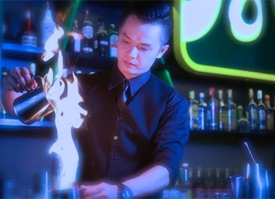Thoi co cuc cua nha vo dich bartender hinh anh