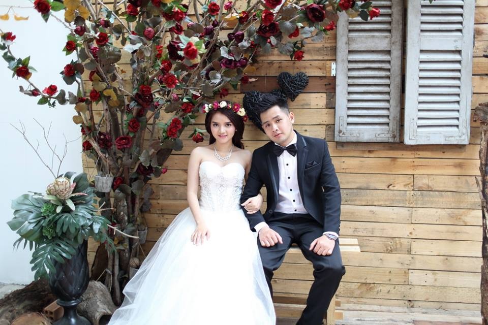 Cả cô dâu và chú rẻ đều là thành viên của ban nhạc Acoustic. Ảnh: Nhân vật cung cấp.