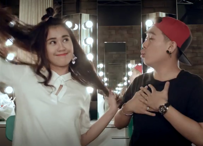 Clip Pho Dac Biet, Ngoc Thao hat nhep hai huoc hinh anh