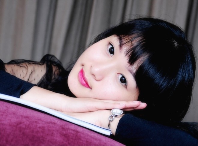 Thậm chí nhiều lần ra đường cùng con trai, chị Tâm bị nhiều người lầm tưởng là hai chị em. Bà mẹ trẻ cũng nhiều lần vướng phải lời tán tỉnh của những chàng trai đôi mươi. Tuy nhiên, chị đều nói thật tuổi của mình để tránh hiểu lầm.